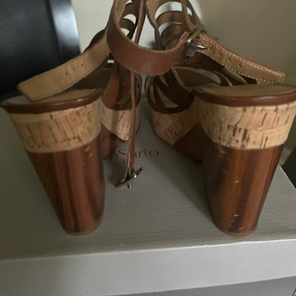 FRANCO SARTO LEATHER WEDGE SANDALS, Size 9.5 (fit more like 8.5) - Picture 3 of 5